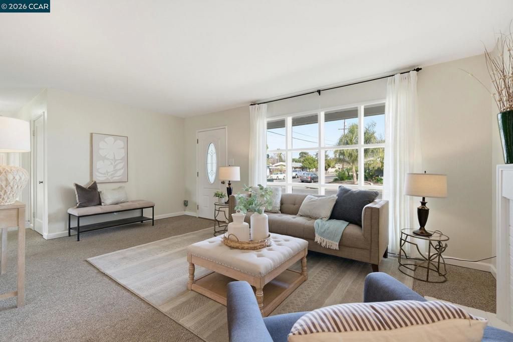 Image 6 of property listing at 2831 Richard Ave, Concord, CA 94520