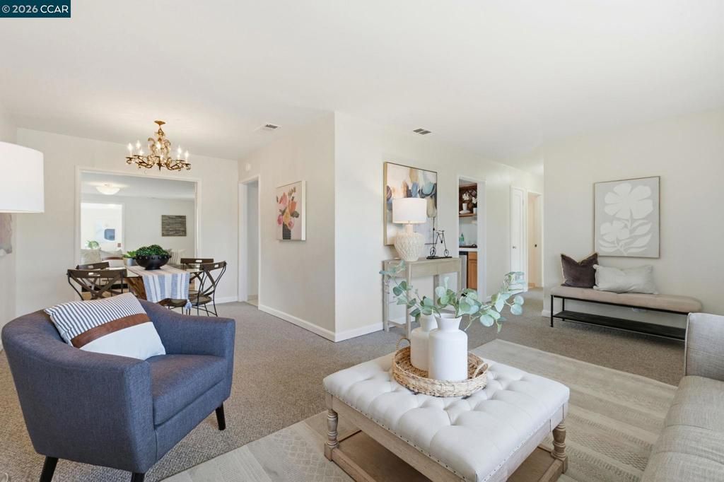 Image 7 of property listing at 2831 Richard Ave, Concord, CA 94520