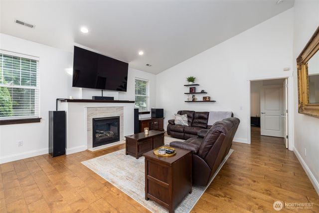 1820 Barnum Lane, Burlington, WA 98233