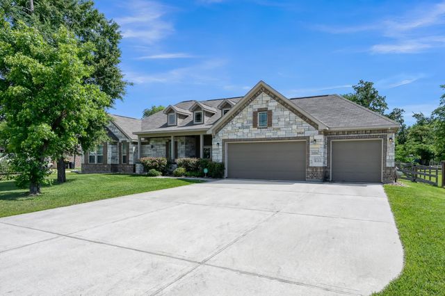 6264 Rolling Hills Road, Conroe, TX 77303
