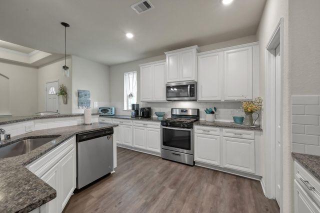 6264 Rolling Hills Road, Conroe, TX 77303