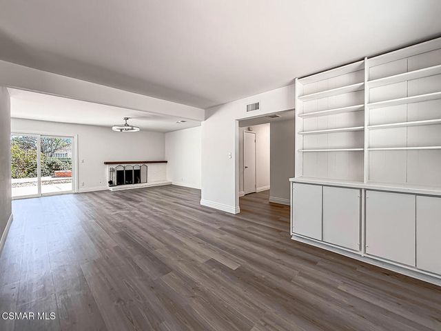 248 Virginia Drive, Newbury Park, CA 91320