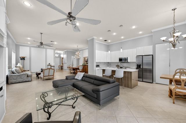 7811 Lando Avenue, Boynton Beach, FL 33437