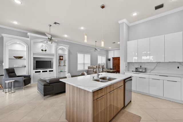 7811 Lando Avenue, Boynton Beach, FL 33437