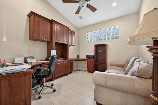 7811 Lando Avenue, Boynton Beach, FL 33437