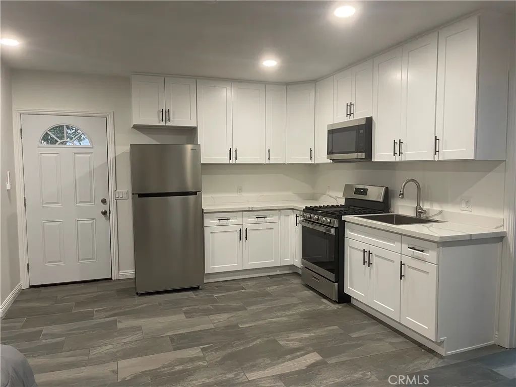 3062 Monroe, Riverside, CA 92504