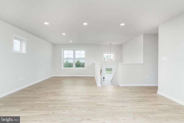 12 CHELTENHAM LN, Carlisle, PA 17013