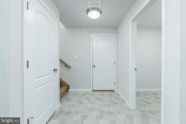 12 CHELTENHAM LN, Carlisle, PA 17013