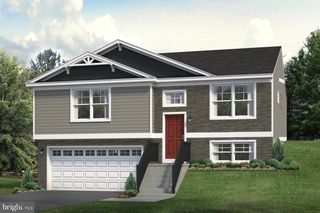 12 CHELTENHAM LN, Carlisle, PA 17013