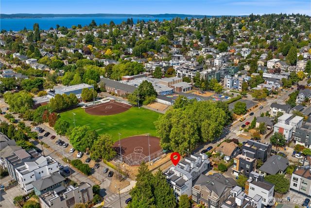 6006 26th Avenue NW, Seattle, WA 98107