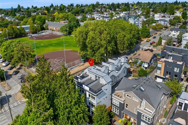 6006 26th Avenue NW, Seattle, WA 98107