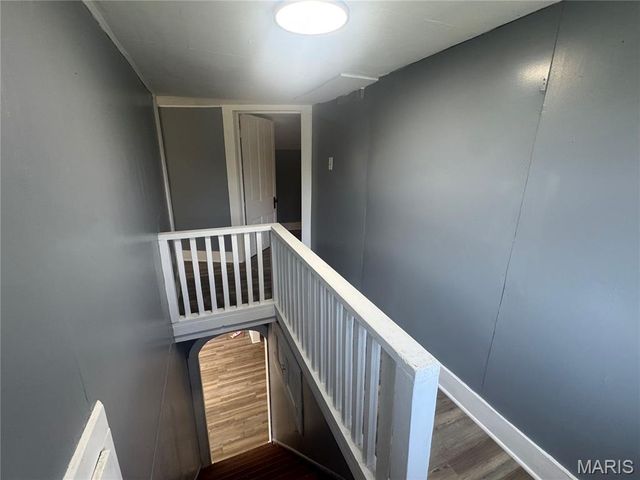 916 E College Avenue, Greenville, IL 62246