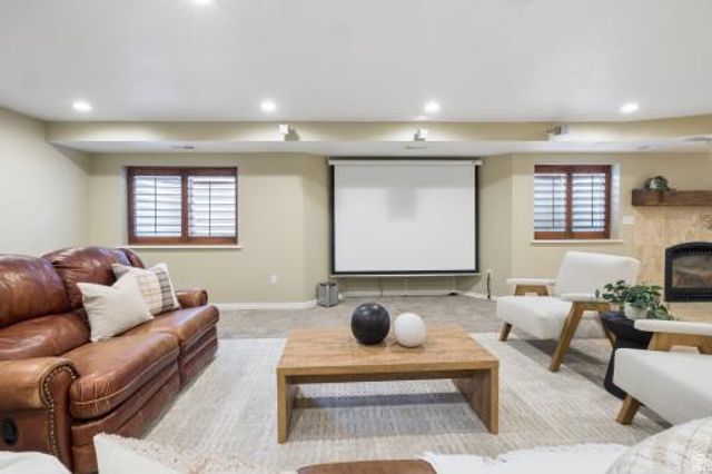 1097 W SNOWFLAKE CIR, South Jordan, UT 84095