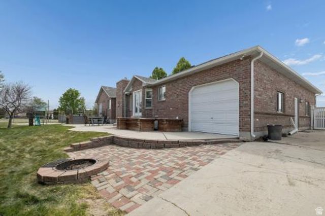 1097 W SNOWFLAKE CIR, South Jordan, UT 84095