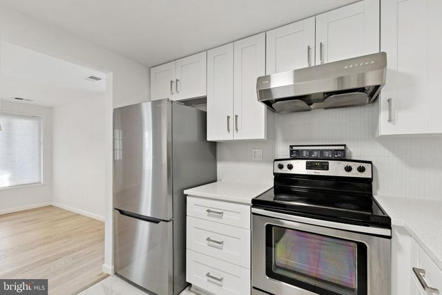 18600 NATHANS PL, Montgomery Village, MD 20886