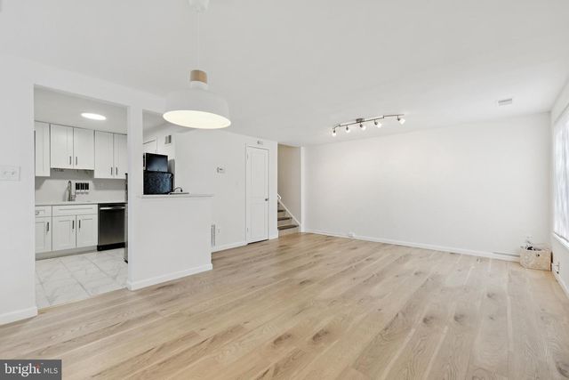 18600 NATHANS PL, Montgomery Village, MD 20886