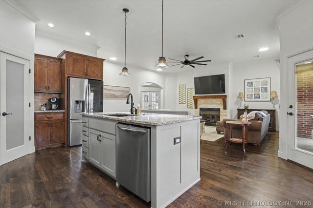 1225 E 134th Street, Glenpool, OK 74033