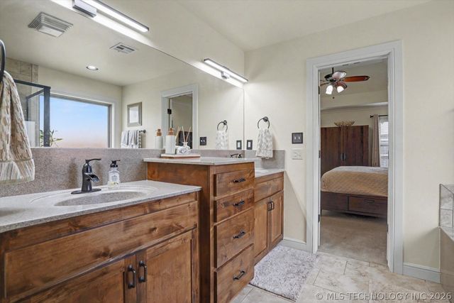 1225 E 134th Street, Glenpool, OK 74033