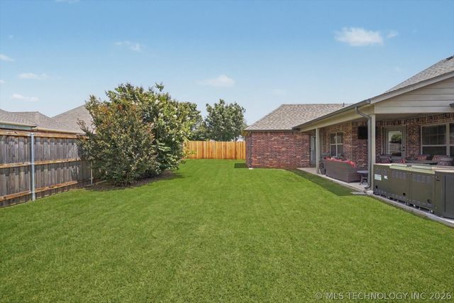1225 E 134th Street, Glenpool, OK 74033