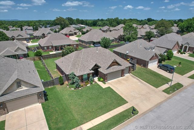 1225 E 134th Street, Glenpool, OK 74033