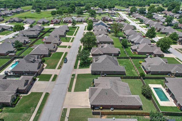 1225 E 134th Street, Glenpool, OK 74033