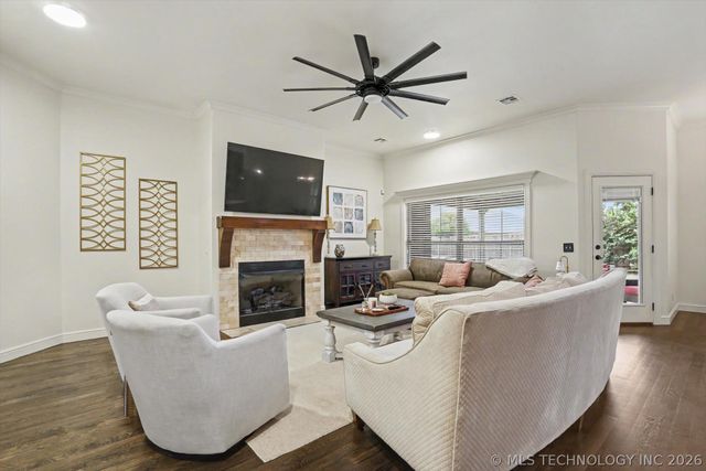 1225 E 134th Street, Glenpool, OK 74033