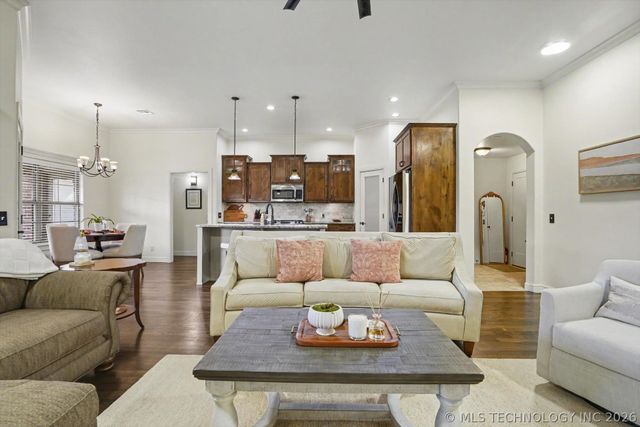 1225 E 134th Street, Glenpool, OK 74033