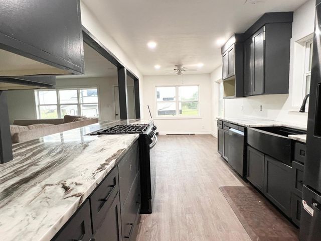 12294 State Highway 21 E, Midway, TX 75852