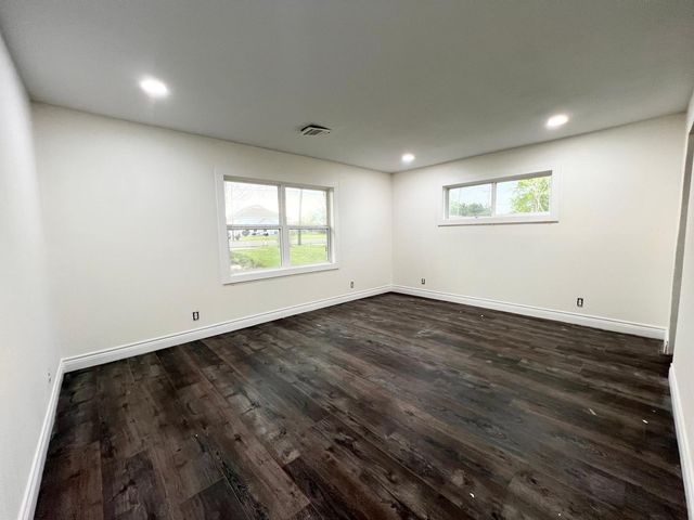 12294 State Highway 21 E, Midway, TX 75852