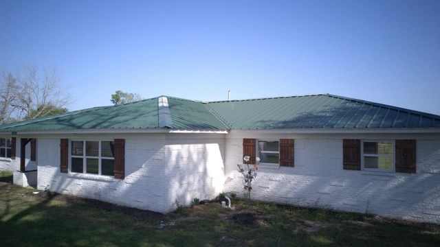 12294 State Highway 21 E, Midway, TX 75852