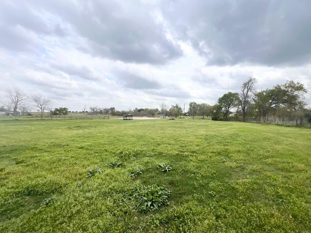 12294 State Highway 21 E, Midway, TX 75852