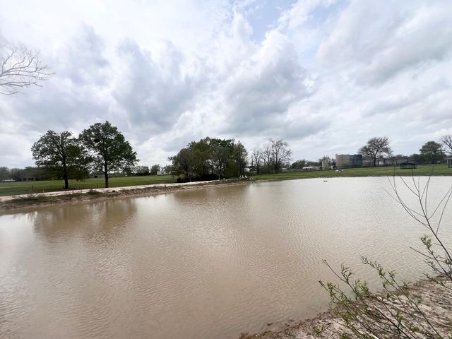 12294 State Highway 21 E, Midway, TX 75852