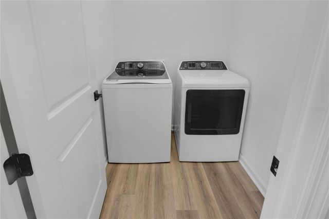 5208 MEADOW SONG DRIVE, Okahumpka, FL 34762