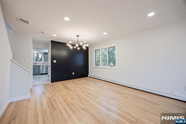 2410 3rd Street A, Fort Lee, NJ 07024