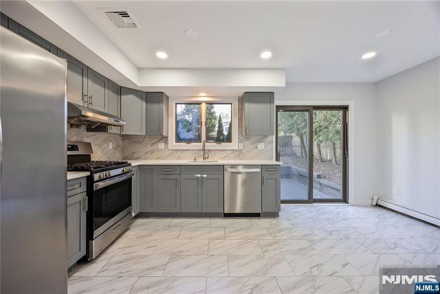 2410 3rd Street A, Fort Lee, NJ 07024