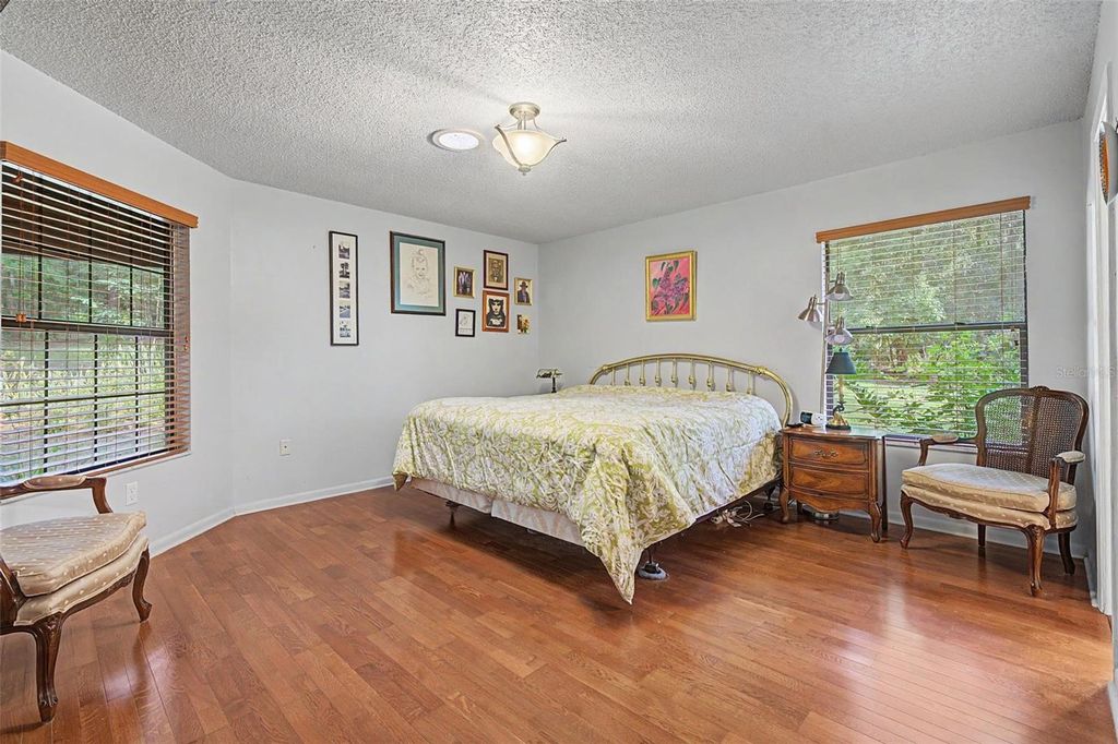 Image 25 of property listing at 24075 WINDING CREEK DRIVE, Brooksville, FL 34601