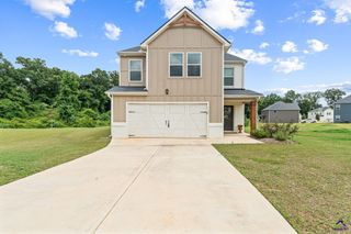 110 Red Barn Court, Perry, GA 31069