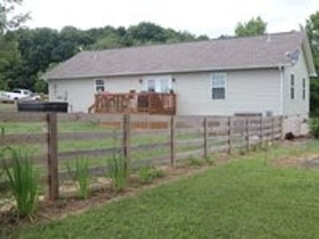 9372 Elk Ridge Rd, Mount Pleasant, TN 38474