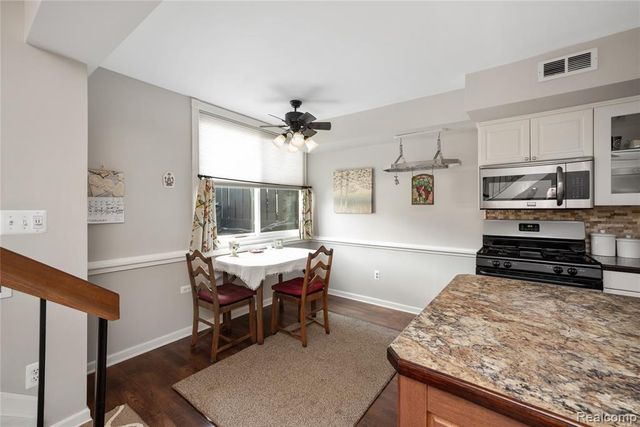 14165 Jackson Street, Taylor, MI 48180