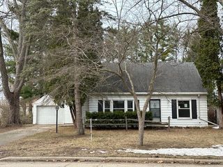 387 N Wisconsin Street, Berlin, WI 54923