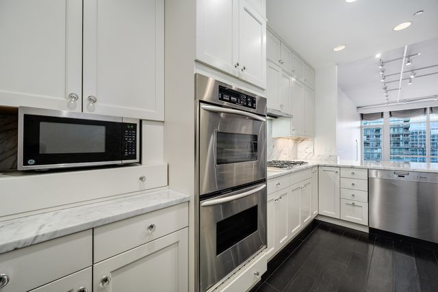 333 N Canal Street 3404, Chicago, IL 60606