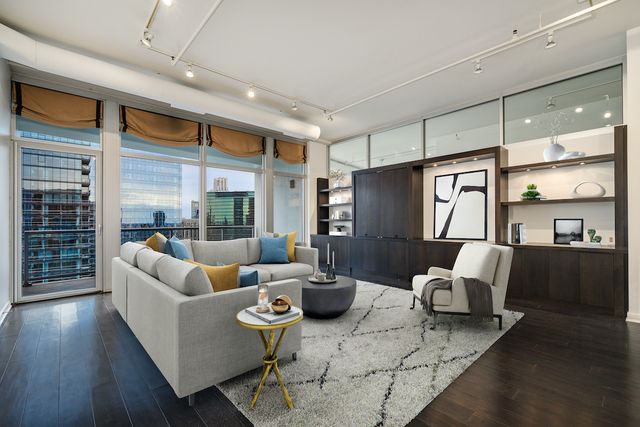 333 N Canal Street 3404, Chicago, IL 60606