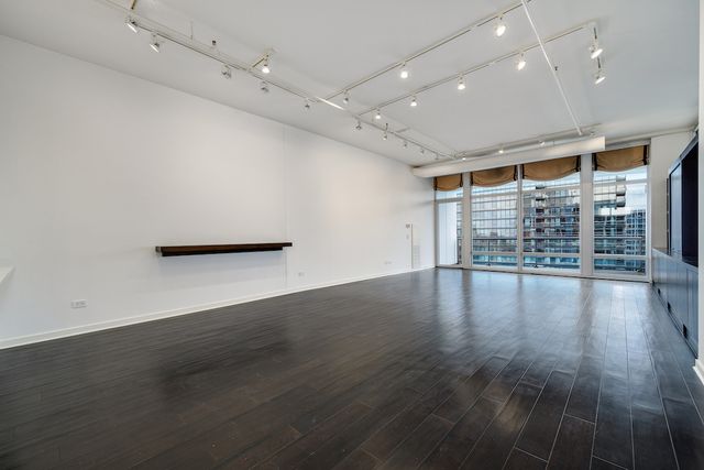333 N Canal Street 3404, Chicago, IL 60606