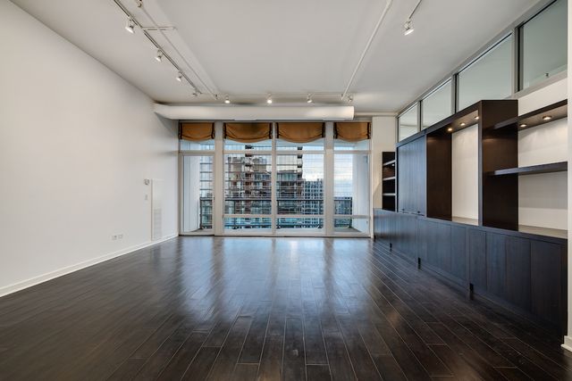 333 N Canal Street 3404, Chicago, IL 60606