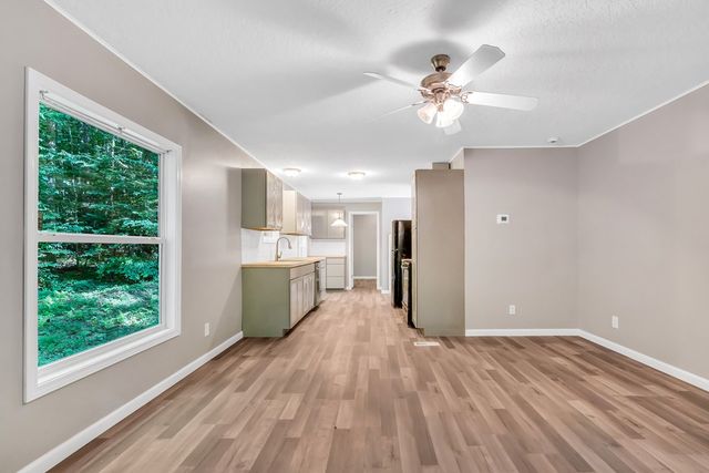 414 Twin Mountain Lake Circle, Talking Rock, GA 30175