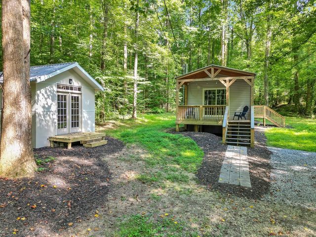 414 Twin Mountain Lake Circle, Talking Rock, GA 30175