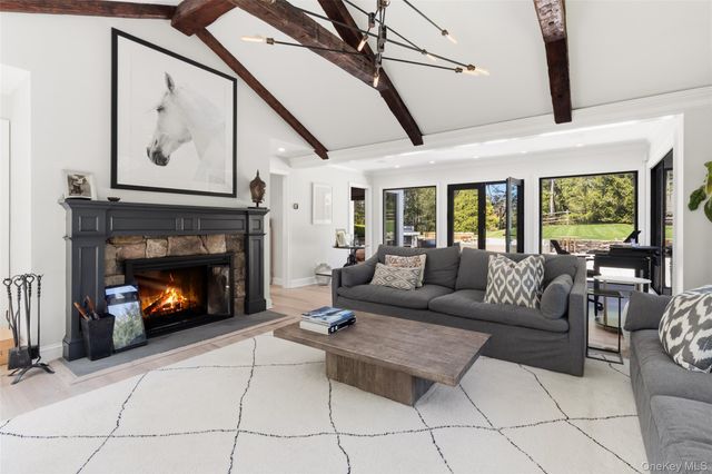 7 Quaker Lane, Chappaqua, NY 10514