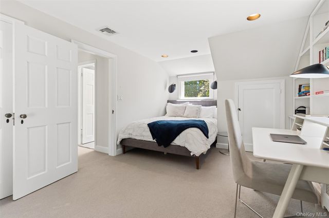 7 Quaker Lane, Chappaqua, NY 10514