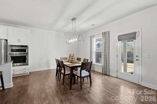 5306 Tilley Manor Drive, Matthews, NC 28105