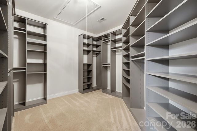 5306 Tilley Manor Drive, Matthews, NC 28105